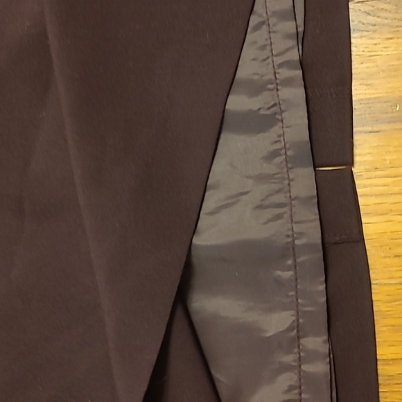 Alfani Women's Size 8 Burgundy Skirt - Picture 2 of 7